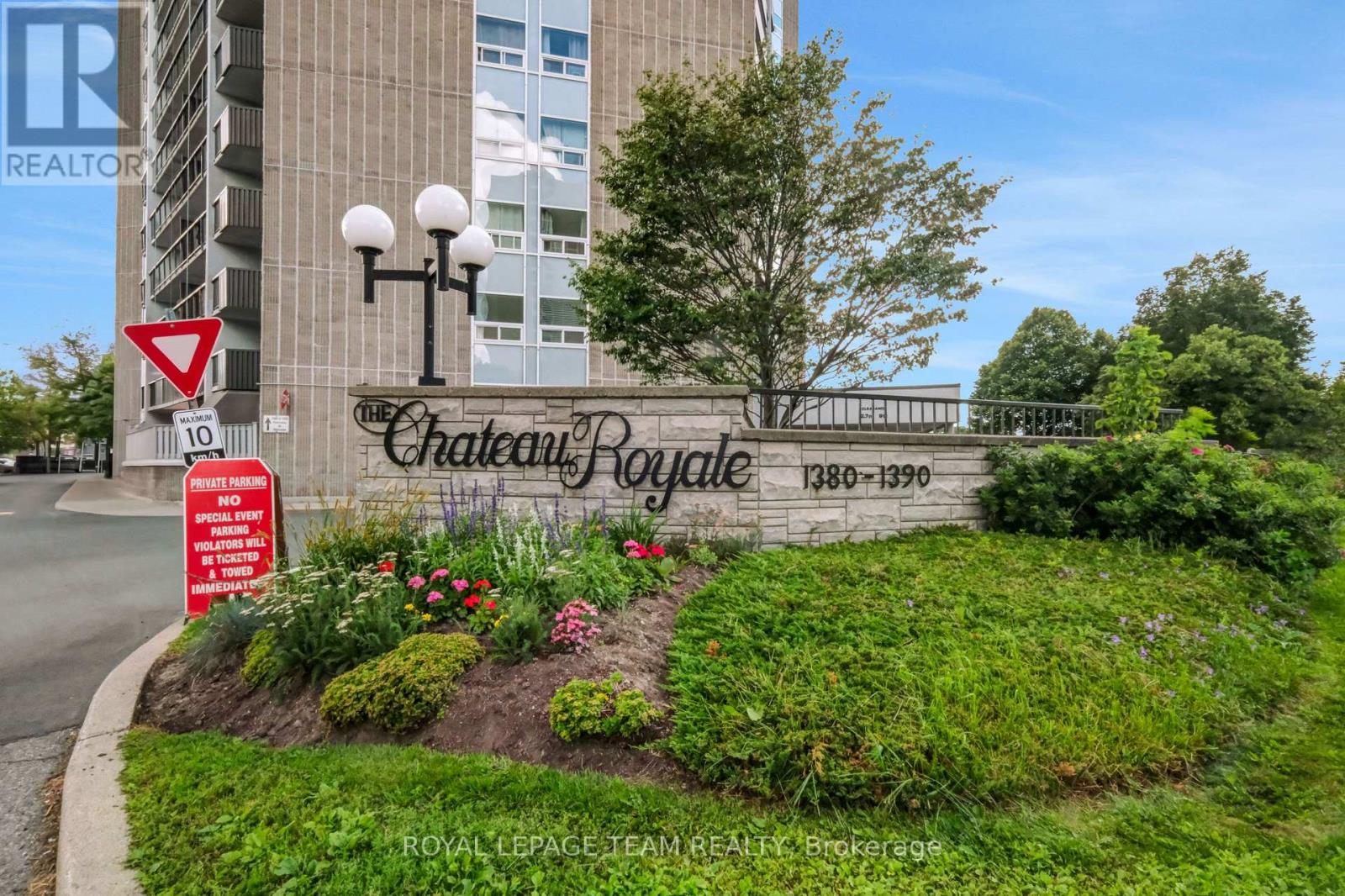 402 - 1380 PRINCE OF WALES DRIVE