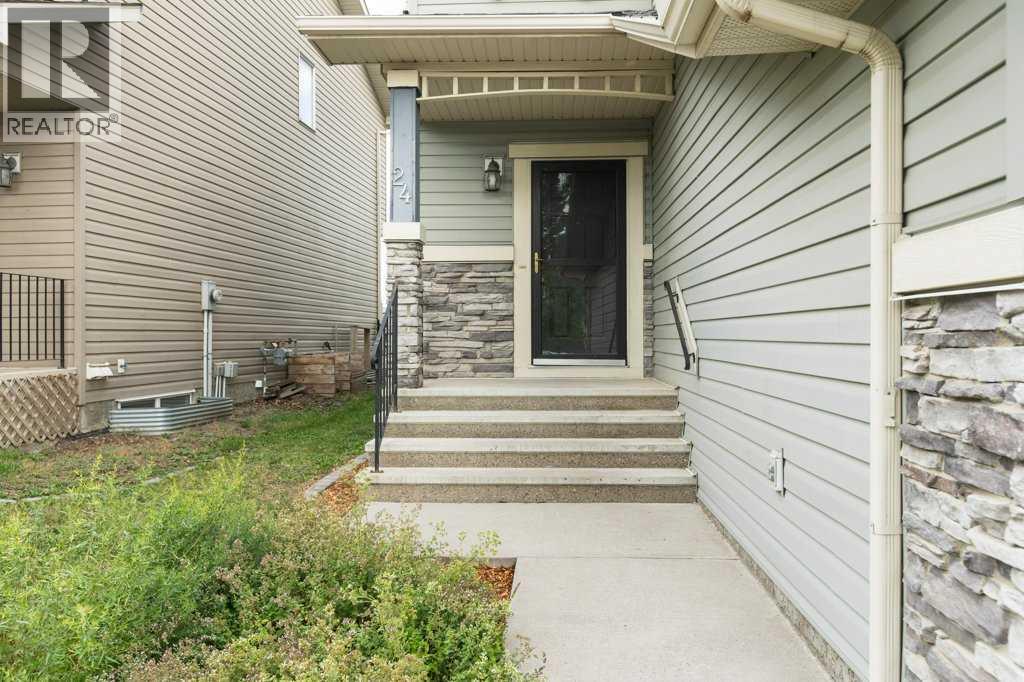 24 New Brighton Landing SE