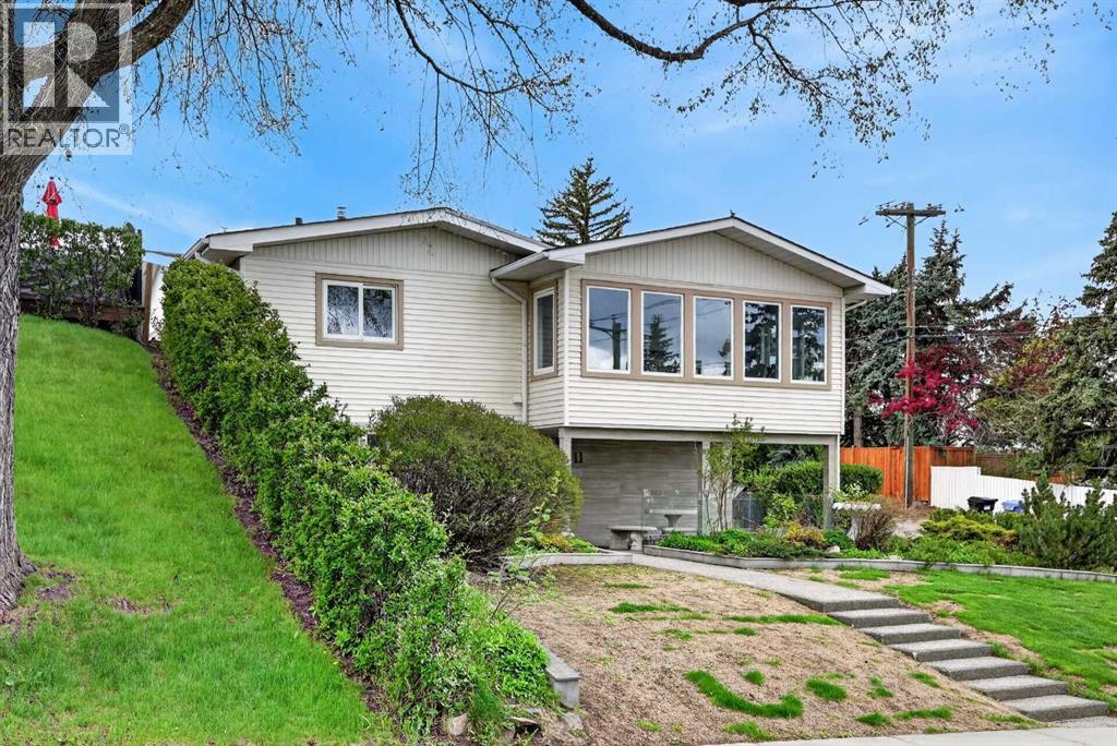 11 Selkirk Drive SW