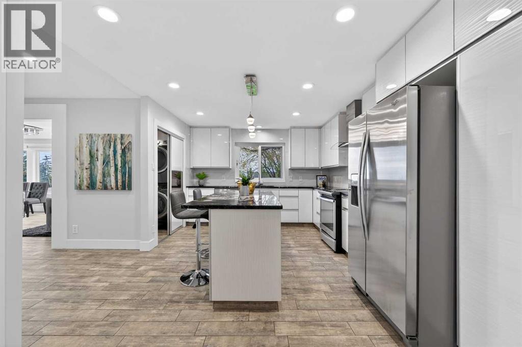 11 Selkirk Drive SW