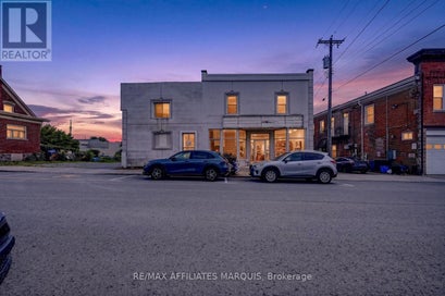 3 WILLIAM STREET E Smiths Falls ON K7A 1C1