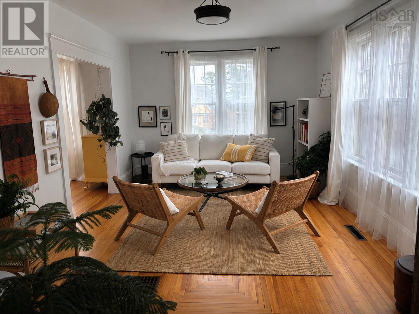 32 Old Falls Road - Photo 3