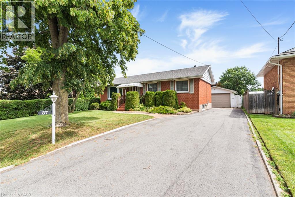 37 LORNE Avenue