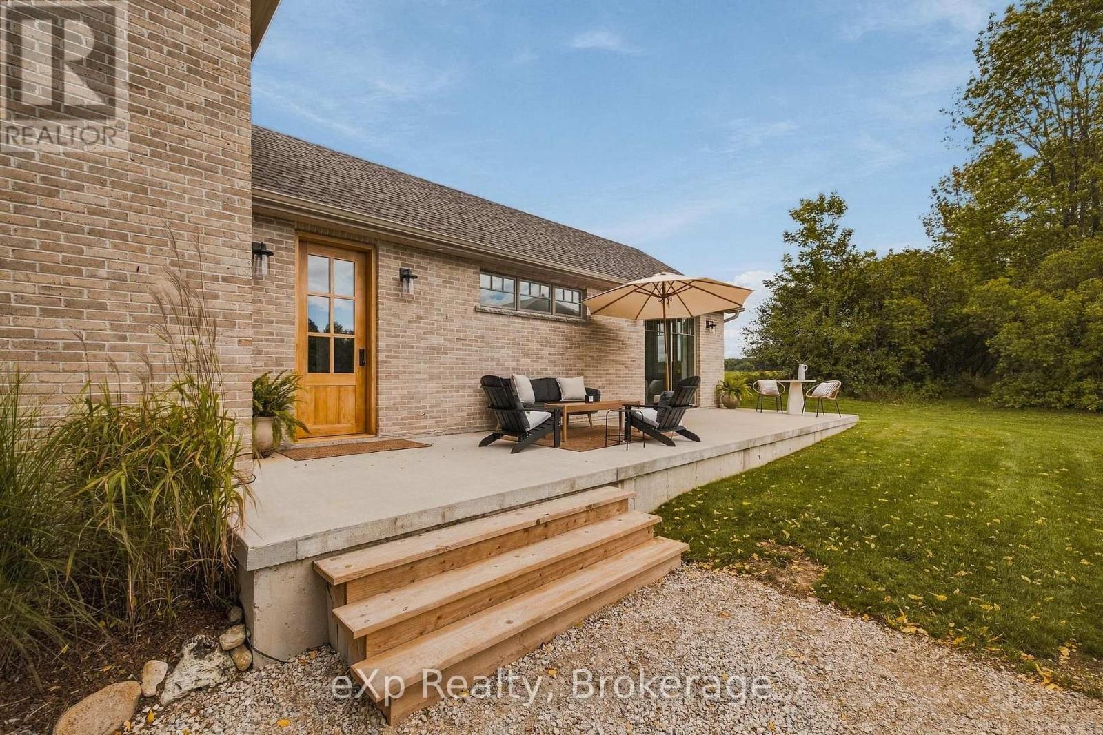 234089 CONC 2 WGR ROAD