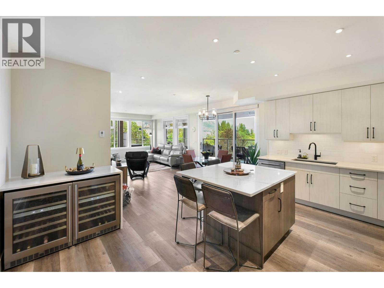 110 Elllis Street Unit# 401