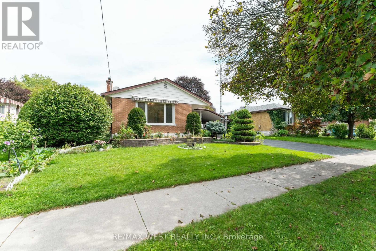 203 LUPIN DRIVE