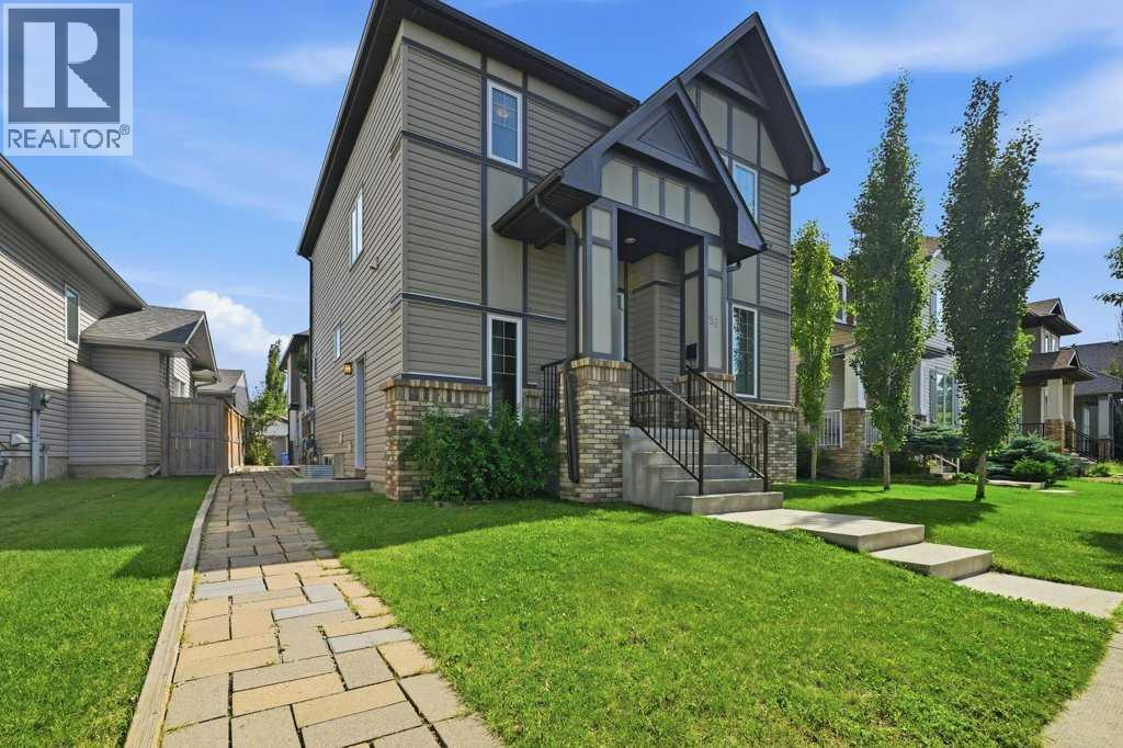 98 Elgin Meadows Circle SE