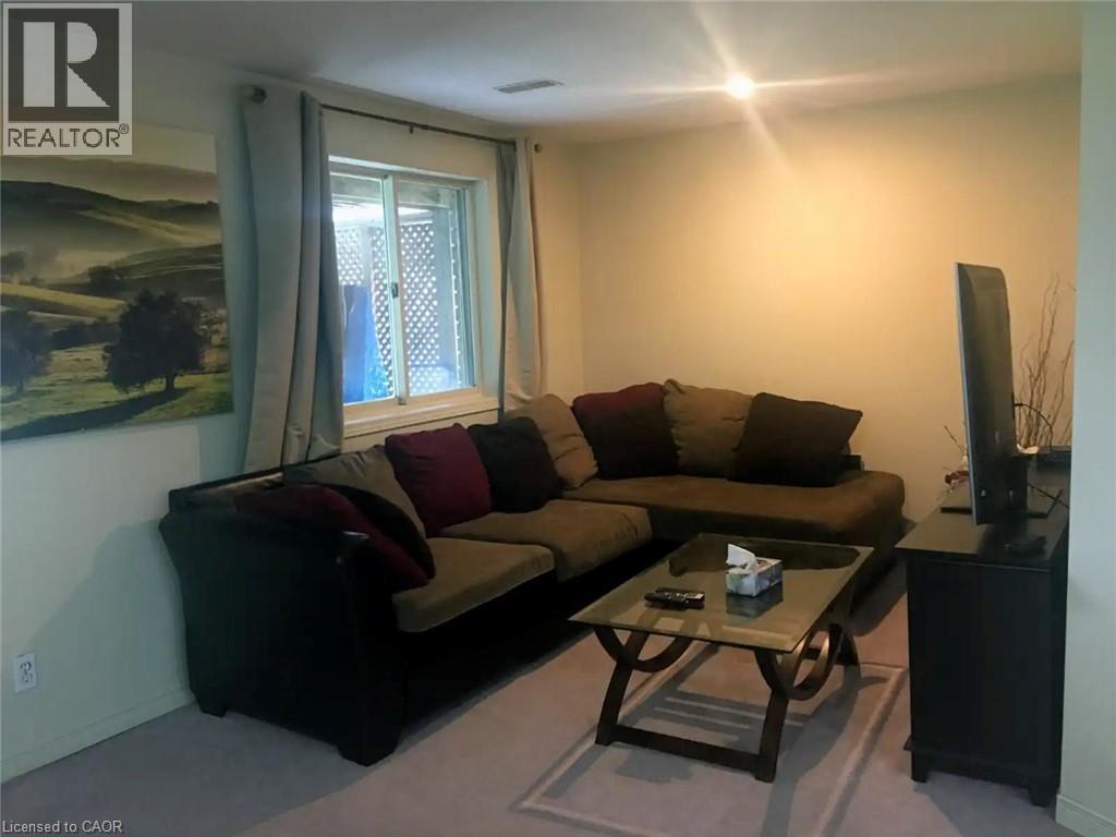2111 COUNTRYSTONE Place Unit# LOWER