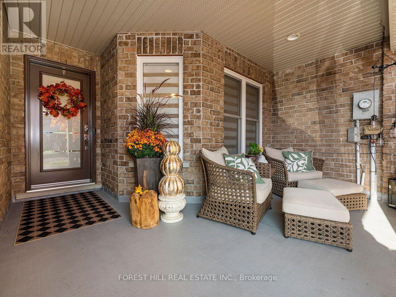 112 MCARTHUR CRESCENT