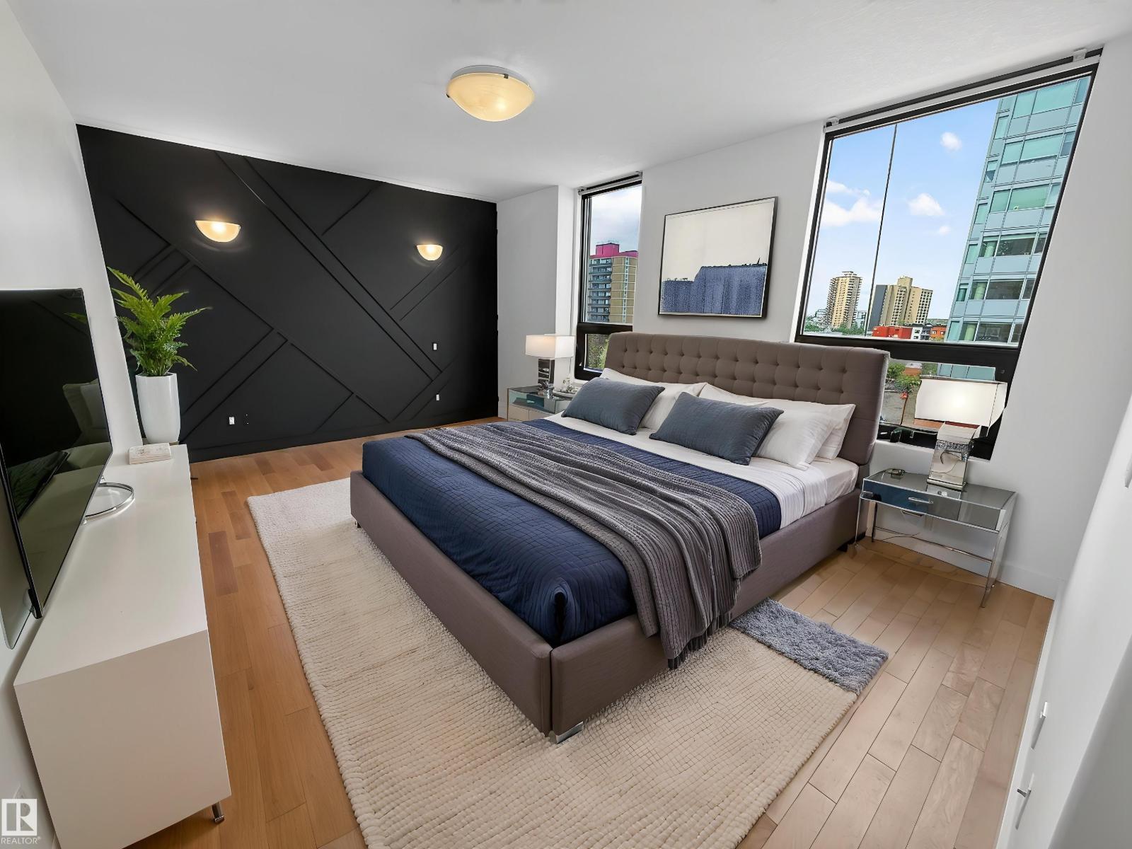 #803 10028 119 ST NW