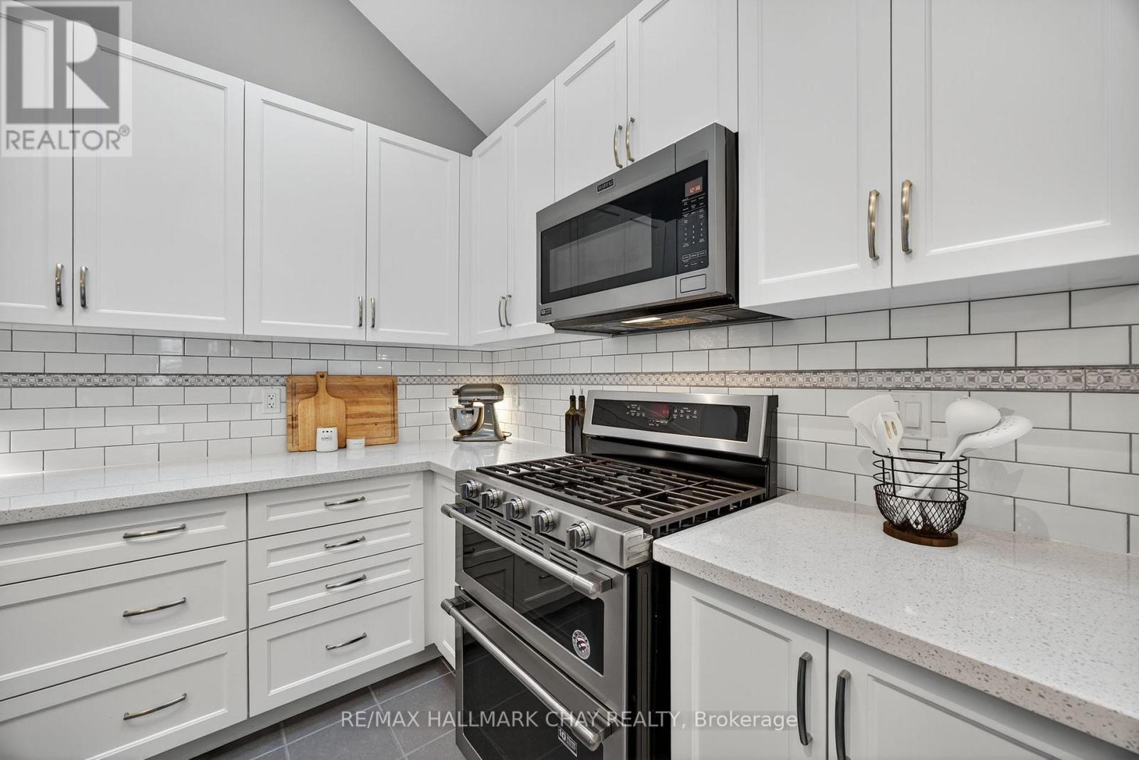 63 SUMMERHILL DRIVE