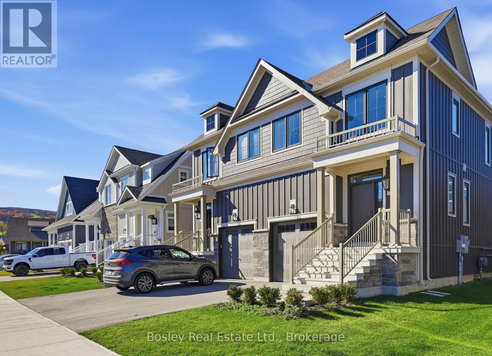 134 WHITE OAK CRESCENT
