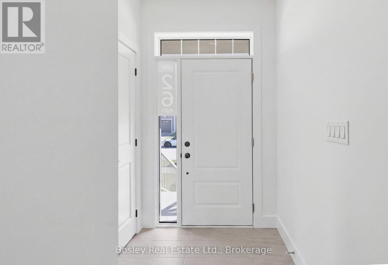 134 WHITE OAK CRESCENT