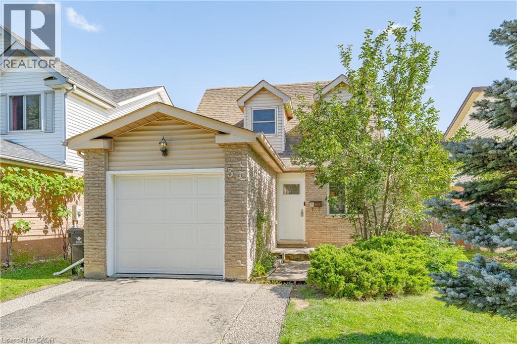 34 CAMROSE Court