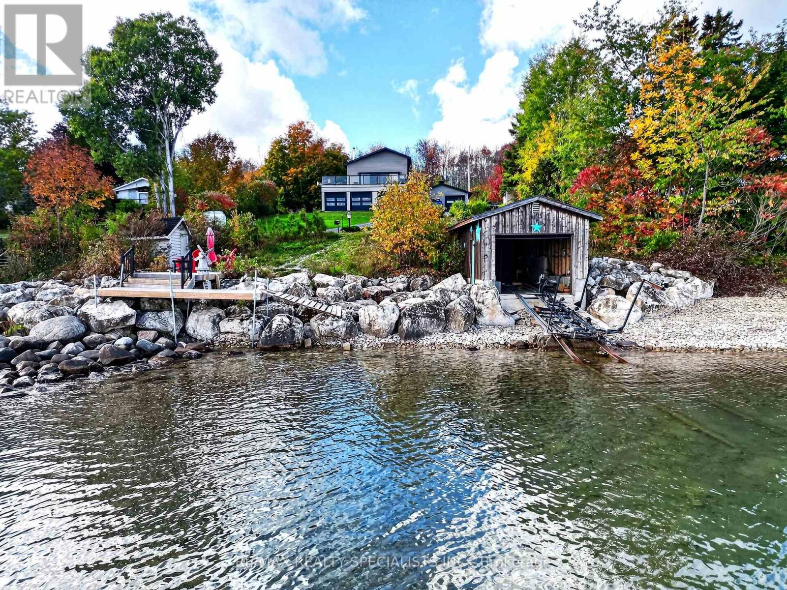 339520 PRESQU'ILE ROAD