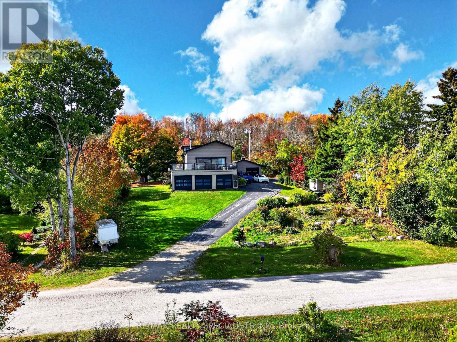 339520 PRESQU'ILE ROAD