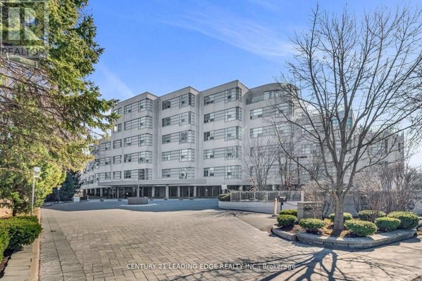208 - 1 Watergarden Way, Toronto (Bayview Village), ON