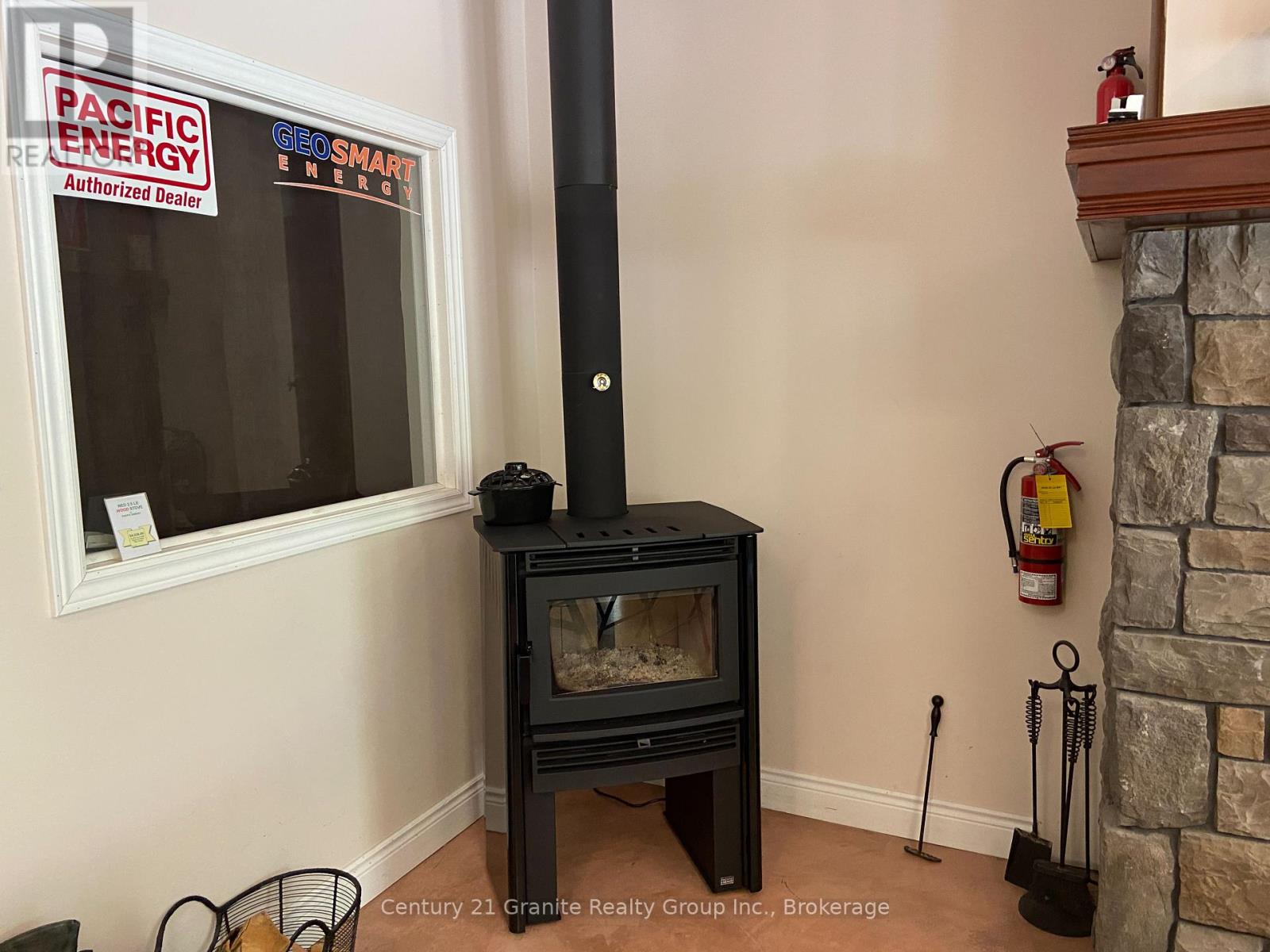 39 BOBCAYGEON ROAD