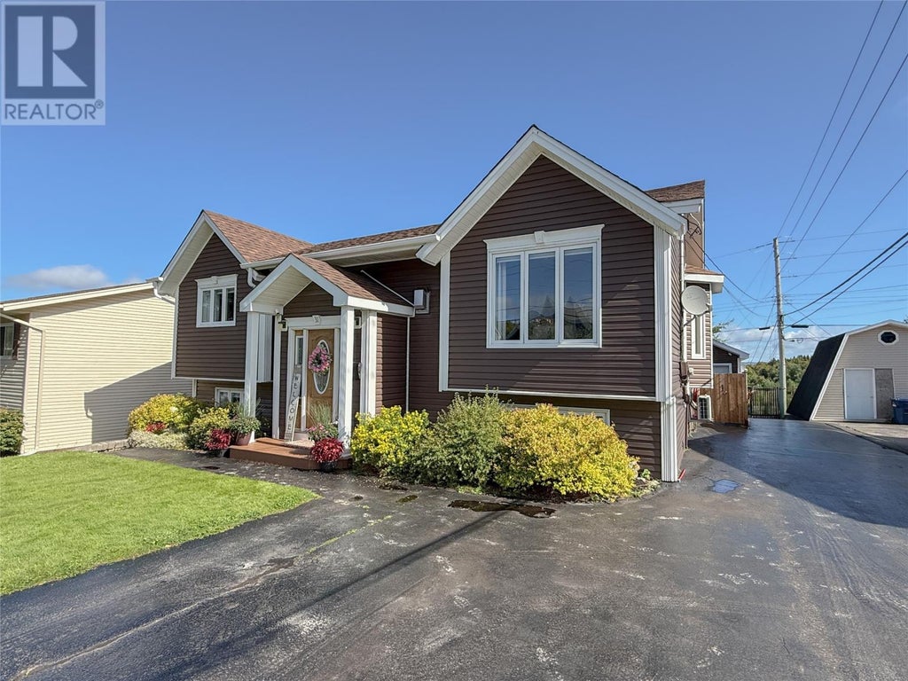 31 CARBERRYS ROAD, CORNER BROOK, NF  - Image 2422176979.jpeg?d=l