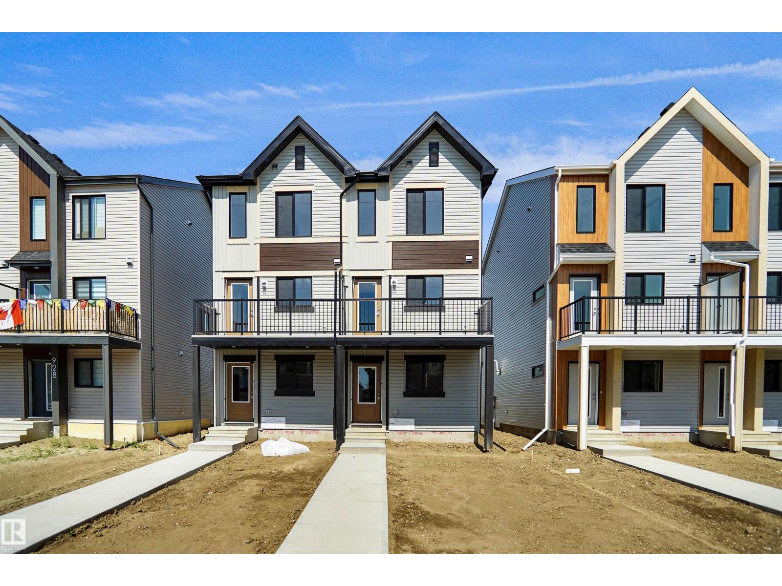924 19 AV NW