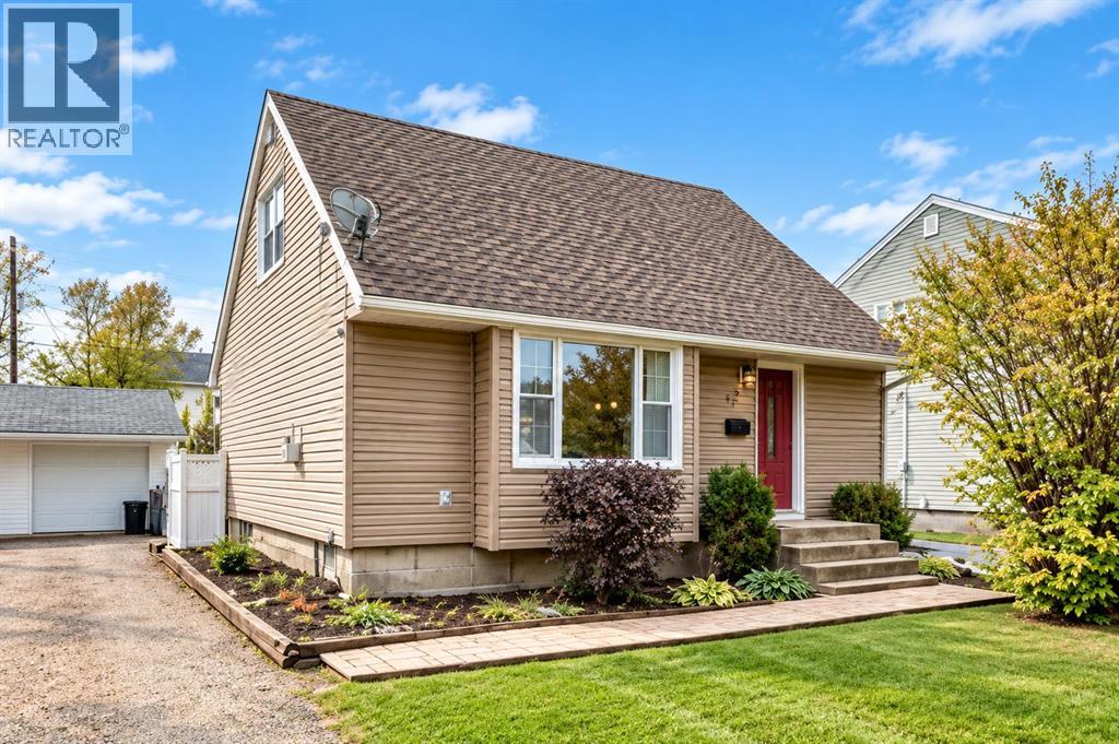 315 SPRUCE STREET, SPRINGBROOK, AB T4S 1V4 - Image 3334107099.jpeg?d=l