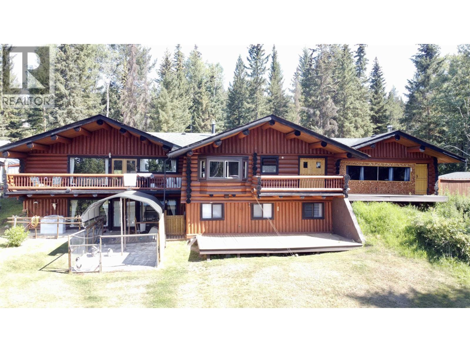 6006 VALLEYVIEW DRIVE