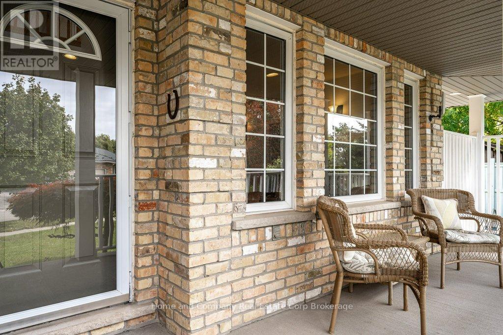 3 LIGHTBOURNE AVENUE