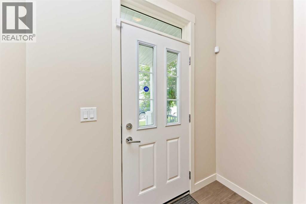 373 Nolancrest Heights NW