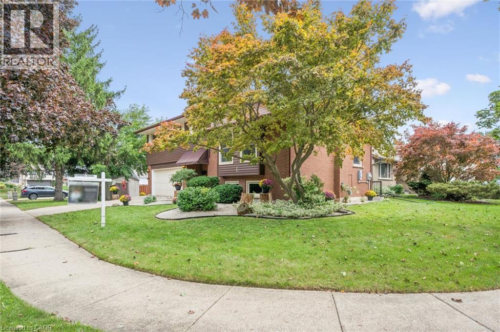 21 COLEBROOK Court
