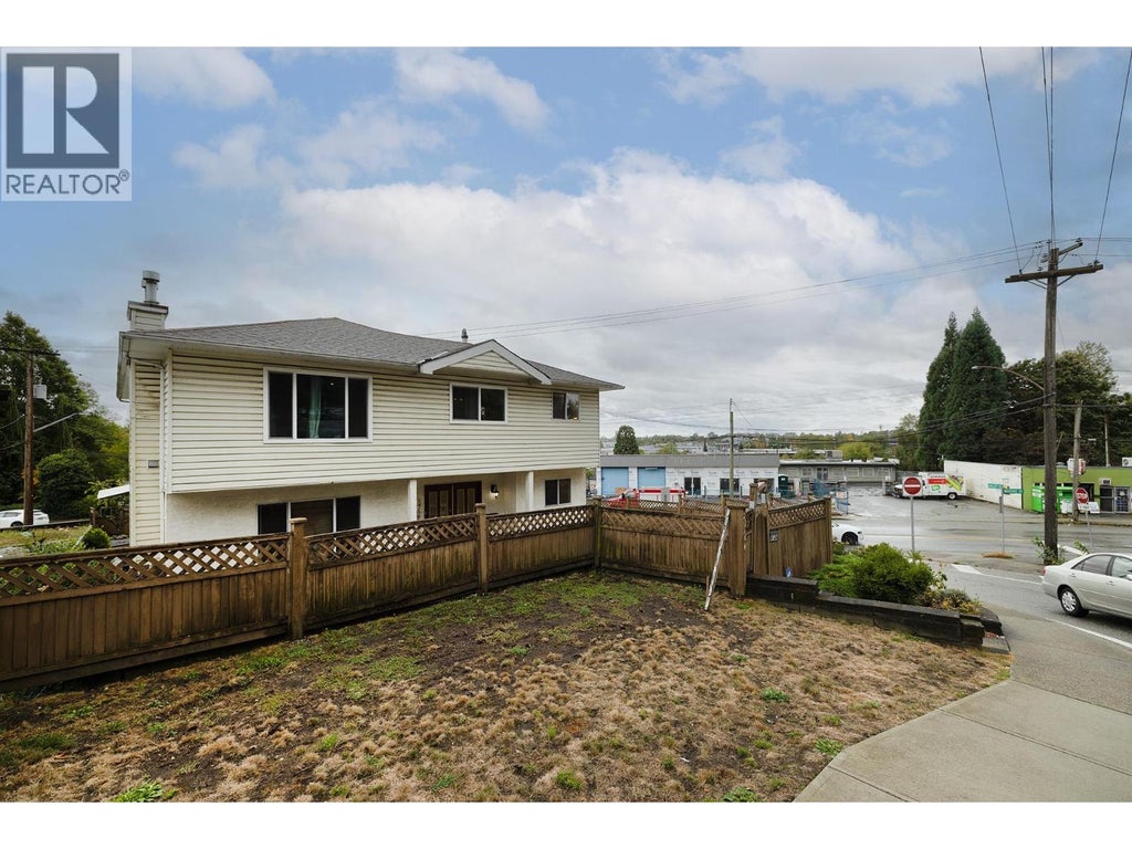 8724 GILLEY AVENUE, BURNABY, BC V5J 4Y5 - Image 2829736085.jpeg?d=l