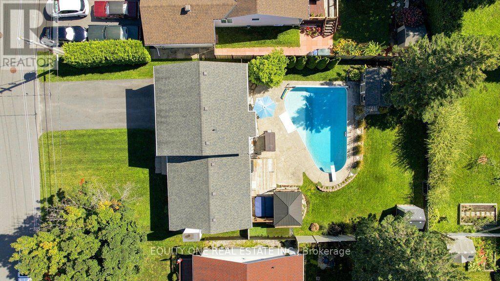 620 LOUCKS DRIVE