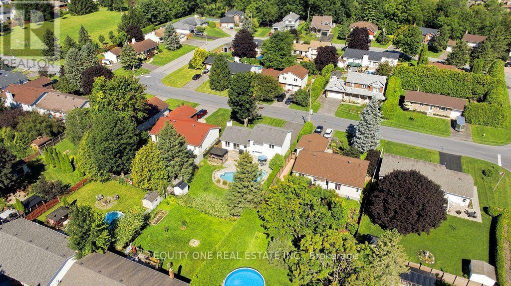620 LOUCKS DRIVE