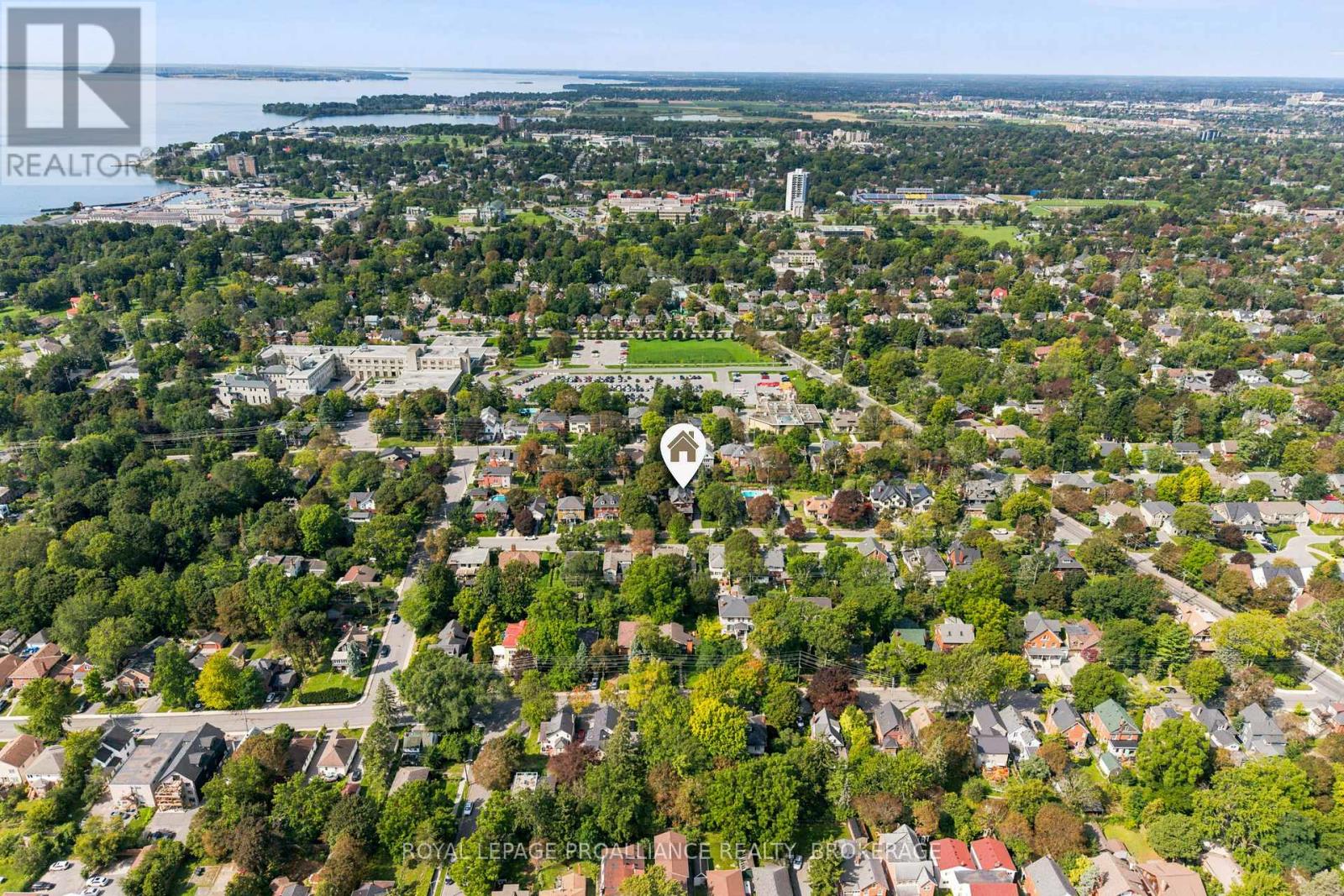 32 KENSINGTON AVENUE