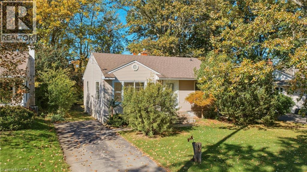 55 LAKEVIEW Avenue