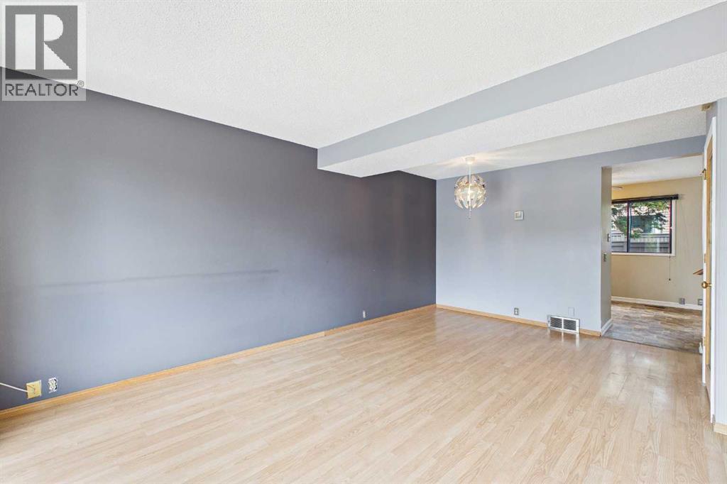 3, 2300 Oakmoor Drive SW