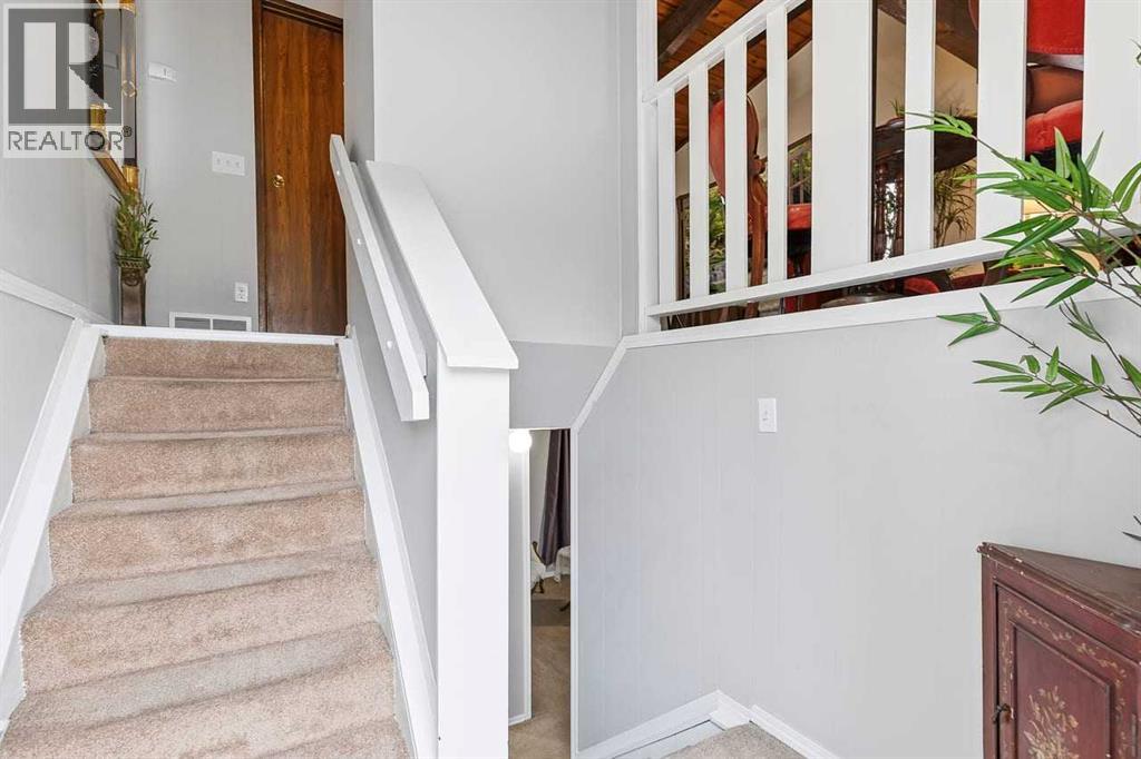 101 Pinemont Bay NE