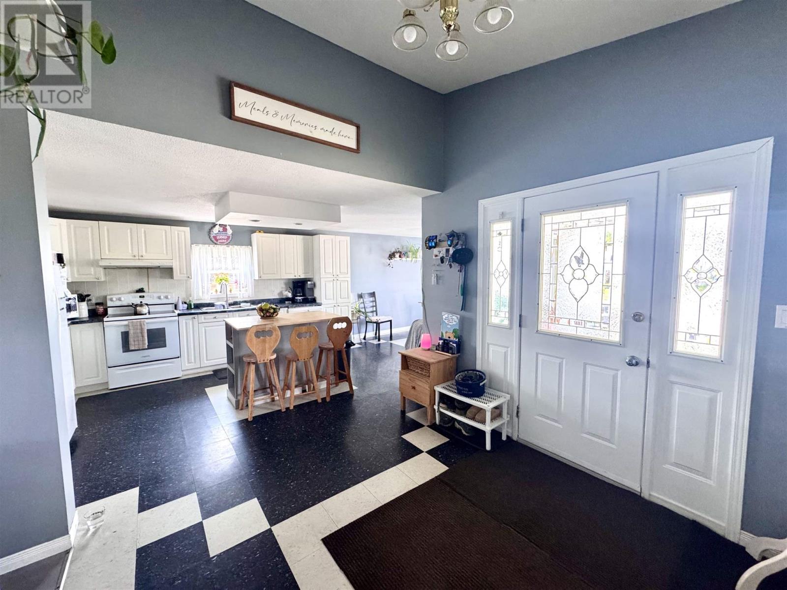 617 Des Noisettes RUE - Photo 3