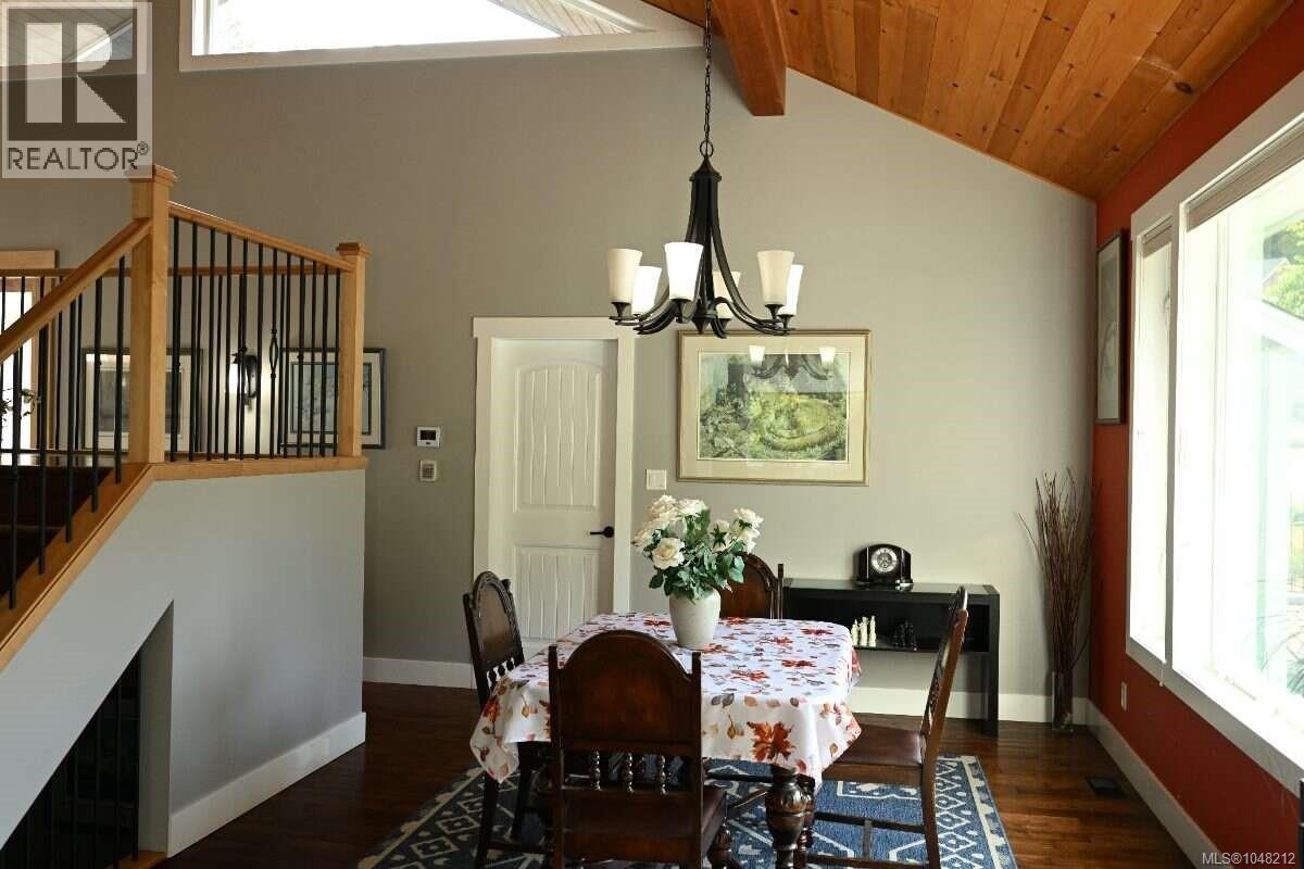 2625 Streamside Pl