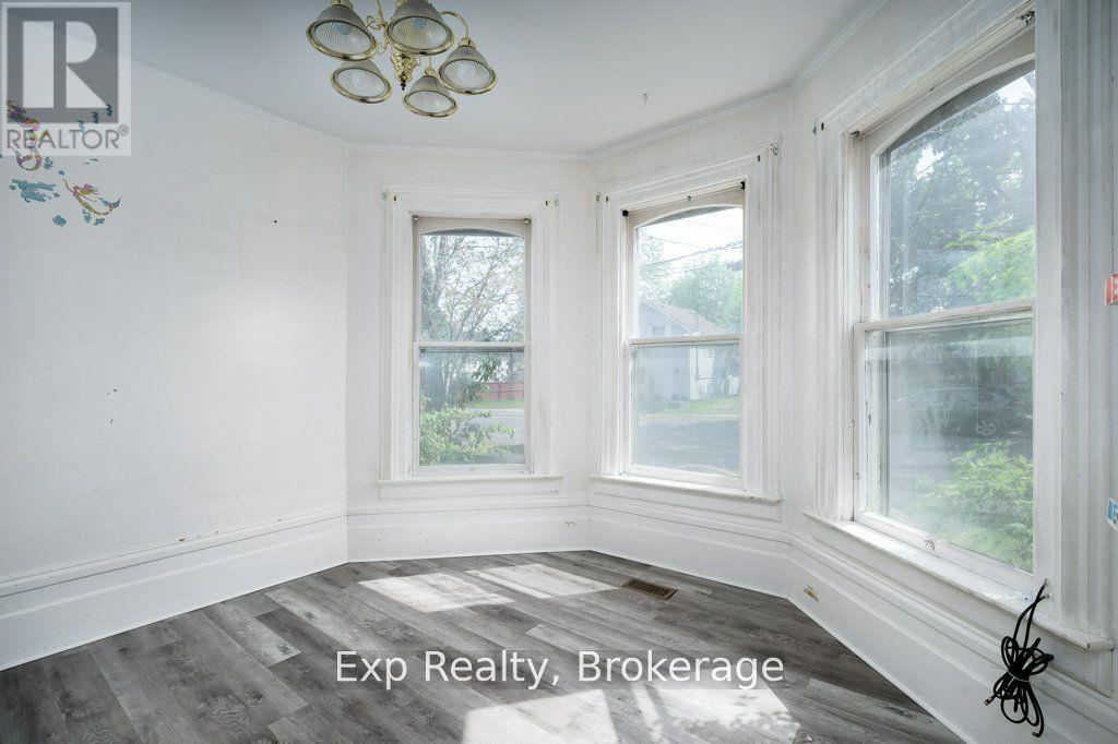 127 GREEN STREET