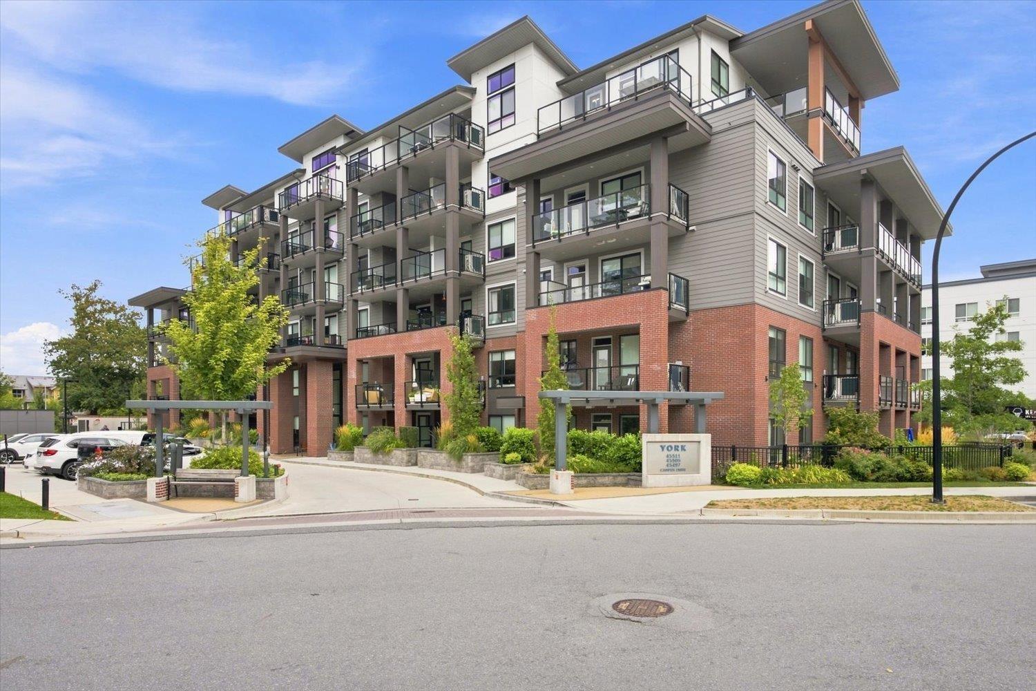 410 45511 CAMPUS DRIVE, Garrison Crossing