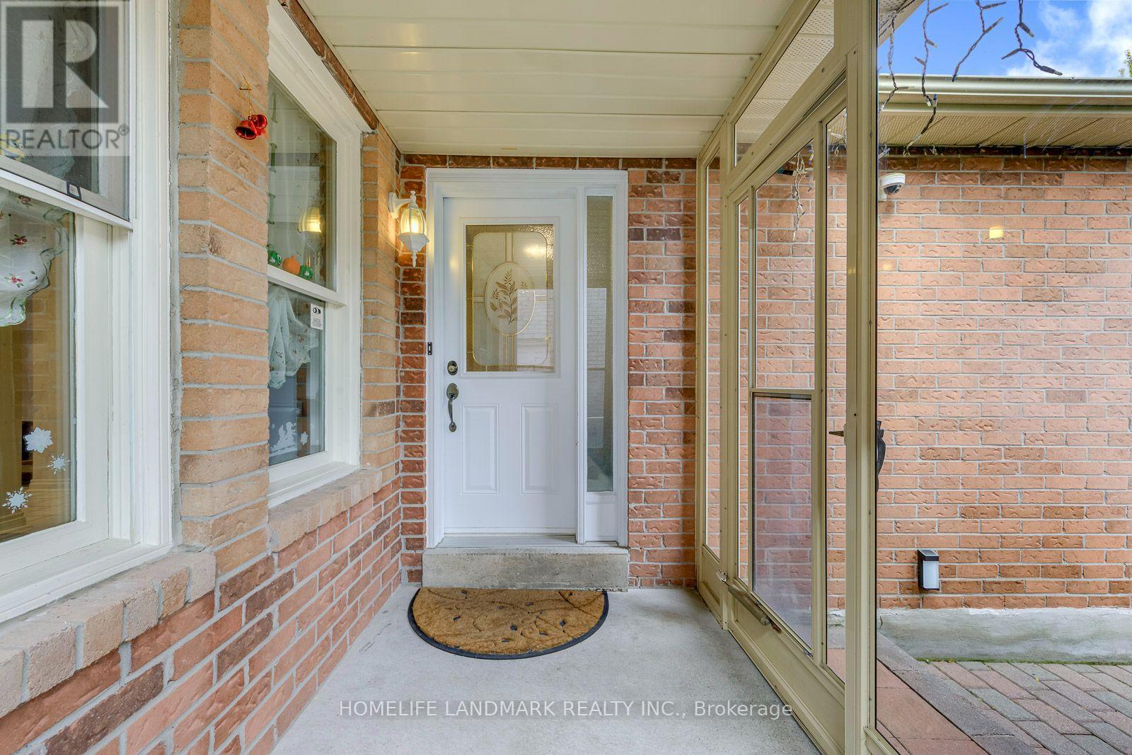 6203 CAMGREEN CIRCLE