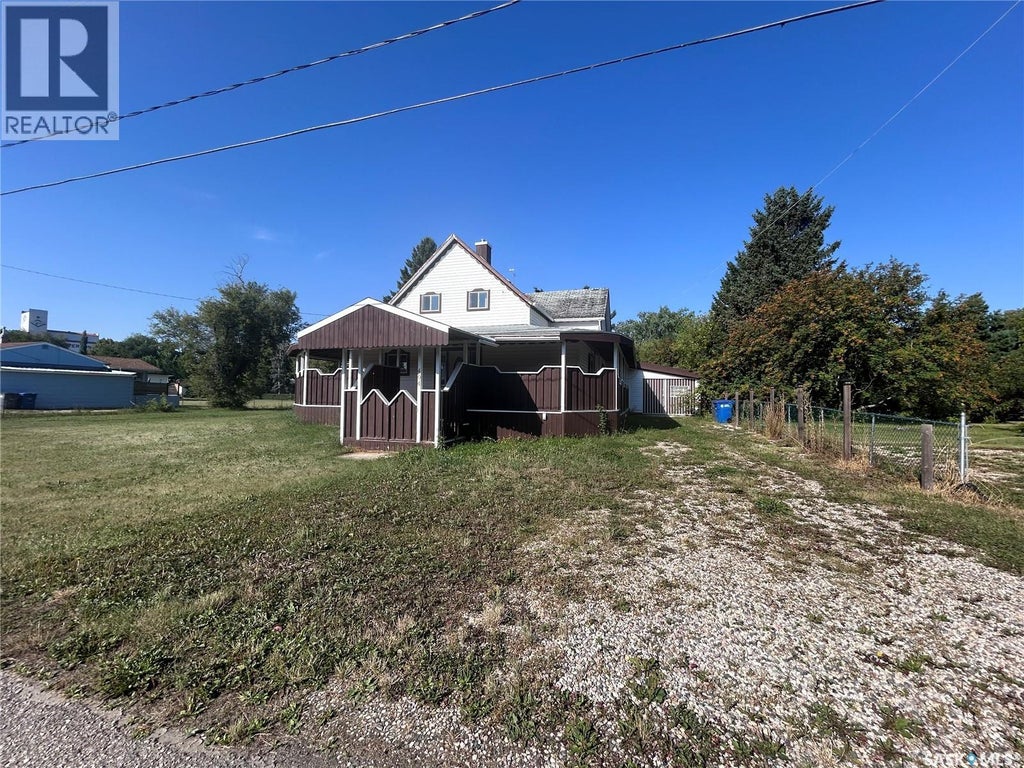 404 STELLA STREET, GRENFELL, SK S0G 5L0 - Image 3880621507.jpeg?d=l
