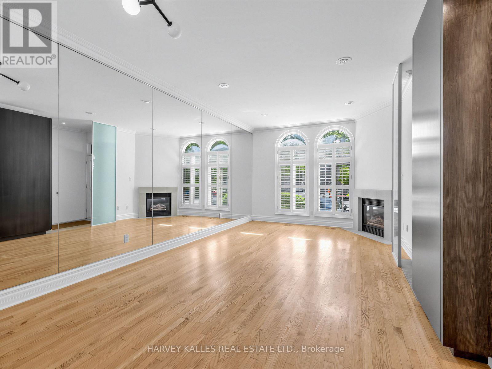 26 MARLBOROUGH AVENUE
