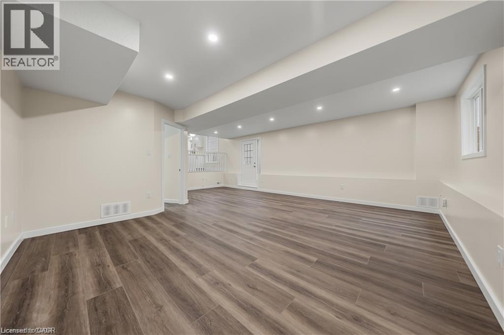 716 KARLSFELD Road Unit# A
