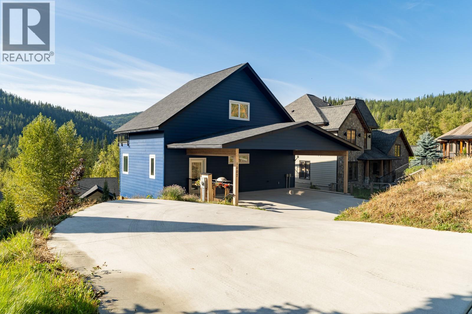 1007 Silvertip Road