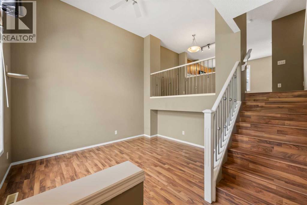 241 Elgin Gardens SE