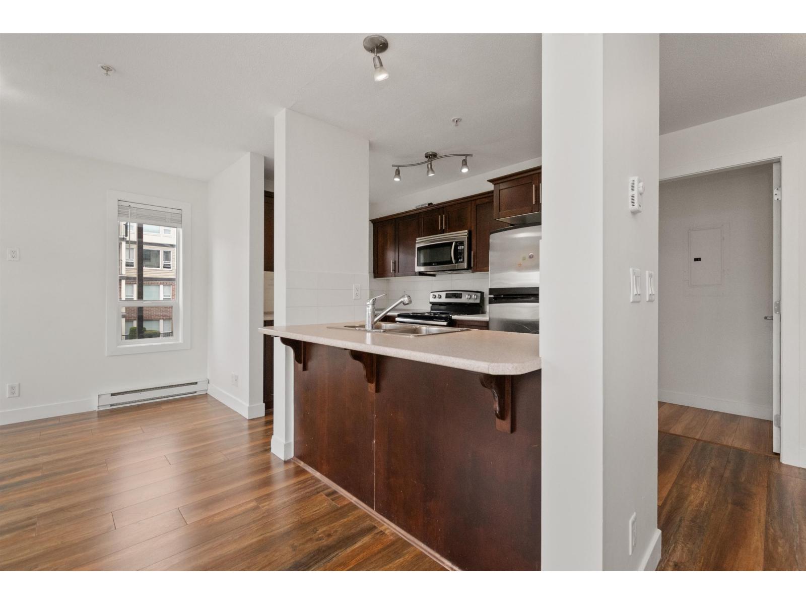 206 46289 YALE ROAD, Chilliwack Proper East