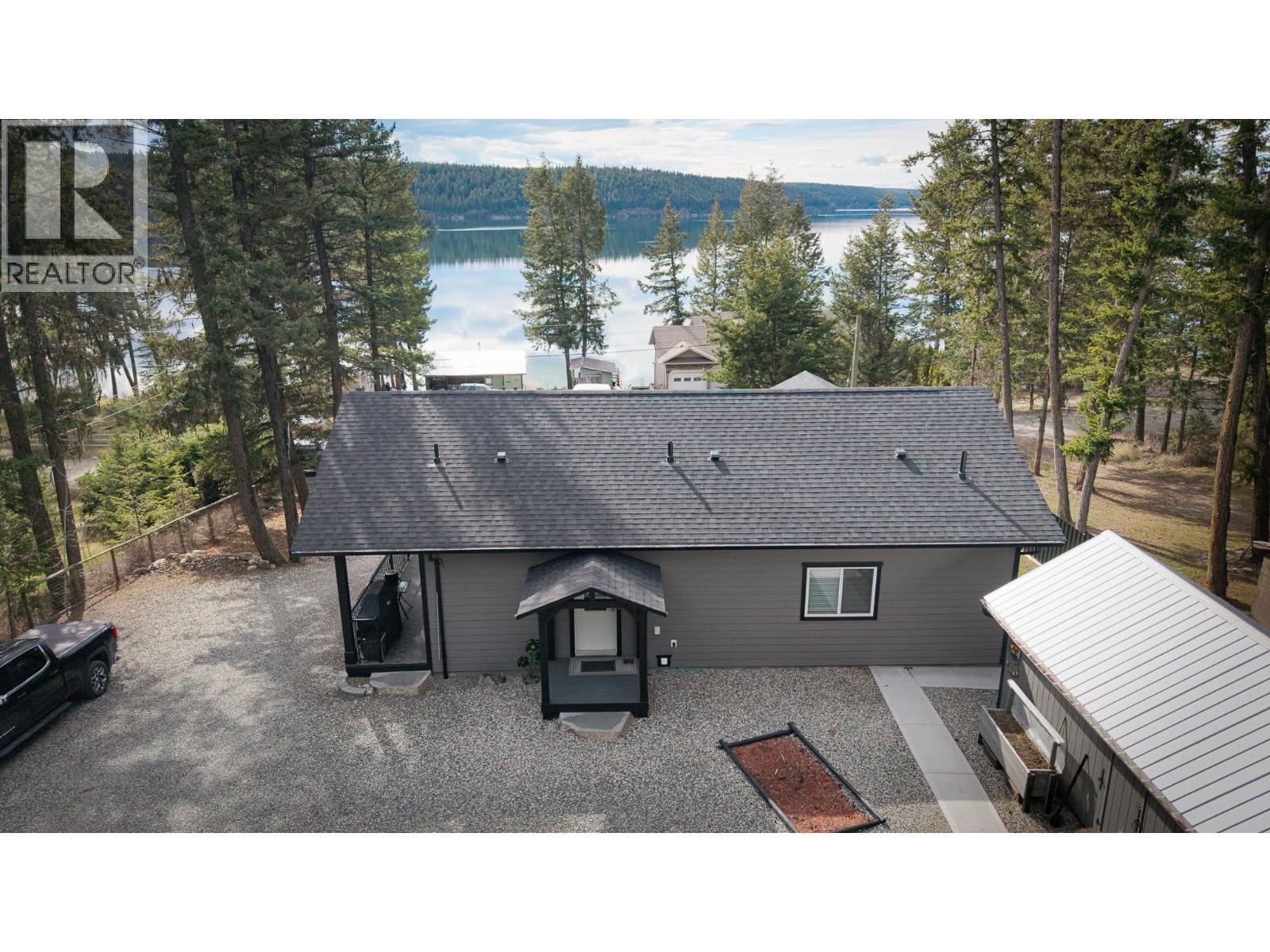 3779 EMERALD CRESCENT