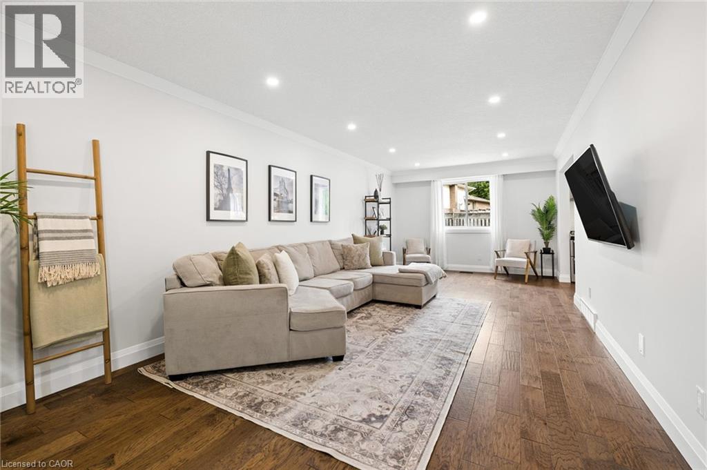125 MARTINGLEN Crescent