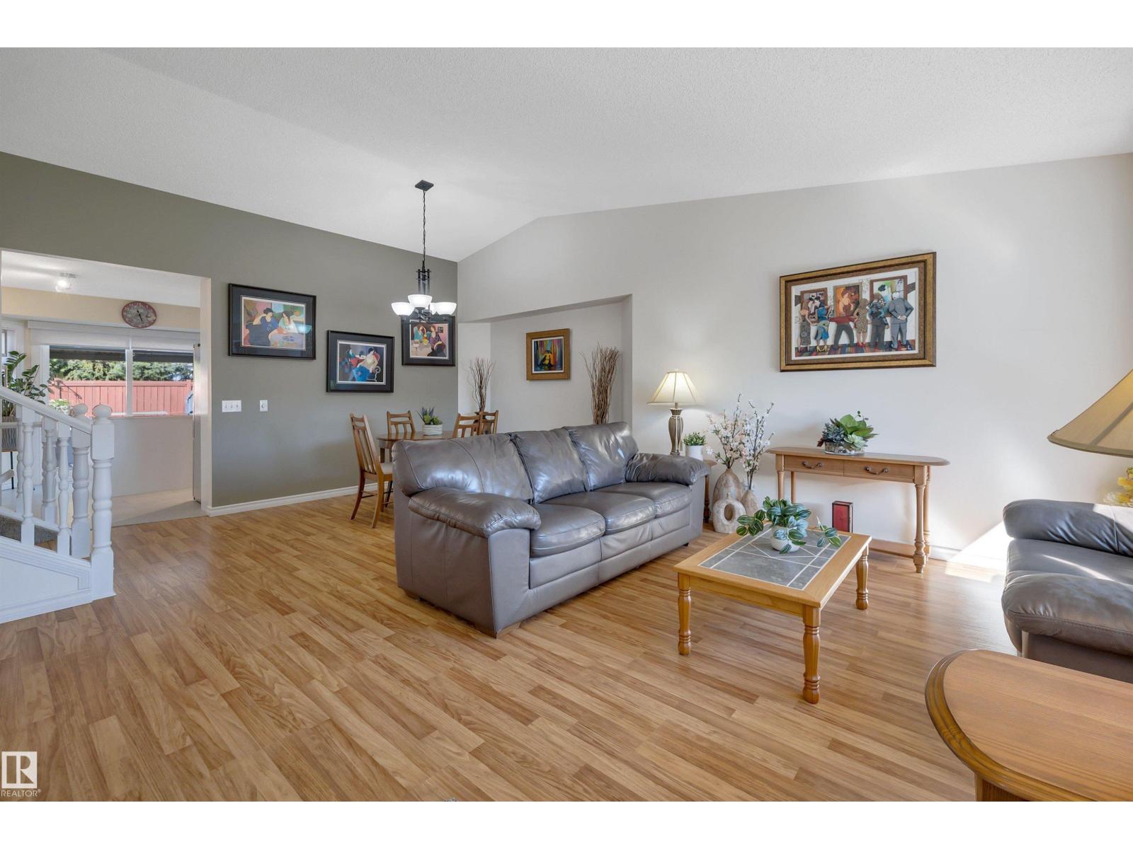 5735 152A AV NW